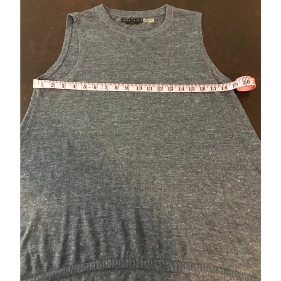 Alice+Olivia Base Jamica Linen Blue Denim Linen Blend Tank - Size Medium - Picture 4 of 8